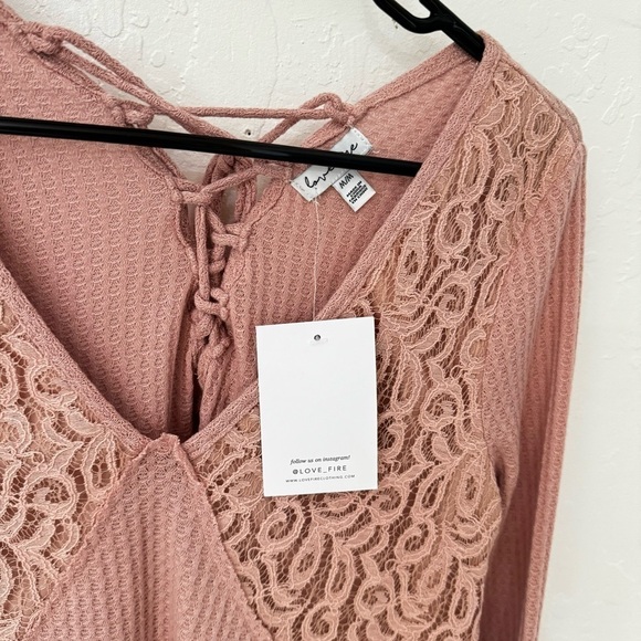 Love Fire Dusty Rose Solid Long Sleeve Waffle lace Knit M - Picture 5 of 8